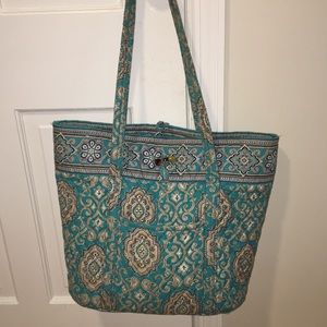 Vera Bradley tote bag